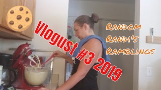 Vlogust #3: Meredith Brooks, Bananas & Singing | Day in the Life Daily Vlogs