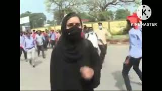 Dancing Girls in Khan Rally Must watch her