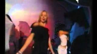 2004 Raffaella Carra - It's raining man (con Gerry Halliwell) CARRAMBA