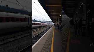 Train passing doncaster