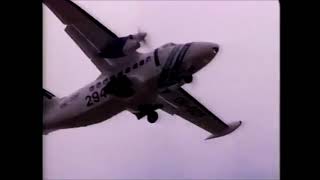 Let L-610 demonstration at Paris-Le Bourget airshow 1989