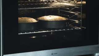 Sponge cake time-lapse in Caple oven