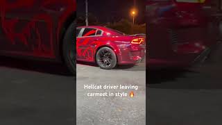 Hellcat driver leaving carmeet in style🔥