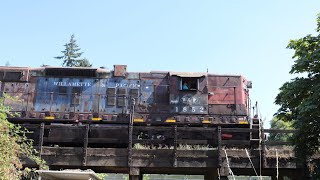 Last days of first generation EMD's on the Portland and Western. FT: PNWR 1852 and PNWR 1801