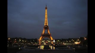 Turnul Eiffel-La Tour Eiffel-Eiffel Tower-Lights in the night