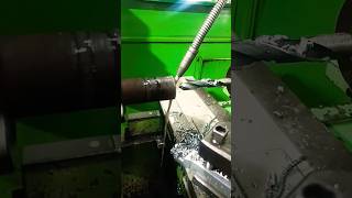 How to use a drill bit on a manual lathe machine #how #latheturning #lathemachine #cncturningparts