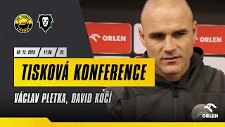 32 | Tisková konference