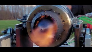 Homemade Jet engine, finally thrust :-), scale on limit?