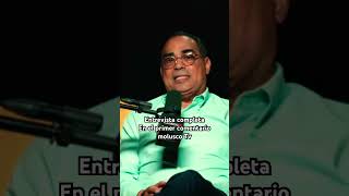 Gilberto por qué te quitas el bigote 🫣#gilbertosantarosa #shorts #moluscotv #entrevista #viral