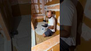 How to build a shower pan #shorts #schlutersystems #shower