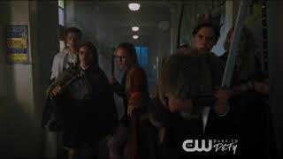 The Parents Run Into Other Players | 3x04 | Riverdale