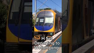 Trains at Kiama, Sydney  #transport  #sydneytrains #fyp