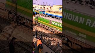 Rail gadi Rail gadi🚂🚂 #trending #shortvideo #train #reels #shorts