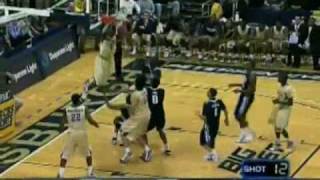 Pitt's Gilbert Brown Dunks On Villanova's Reggie Redding