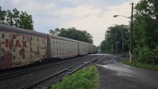 NS autorack train heads through Piscataway NJ