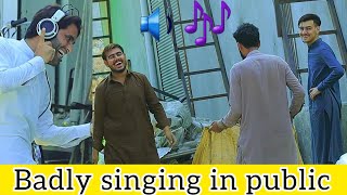 Singing Badly in Public Place |Funny Prank #mardanprank #viralprank #funnyvideo