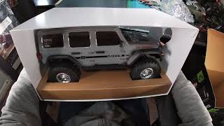 AXIAL SEX10  111 JEEP WRANGLER RUBICON JLU 1/10 scale rtr part one unboxing