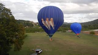 Bon voyage au dessus de la Dordogne .