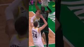 Jaylen Brown Posterized Walker Kessler!