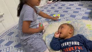 Rayan is playing with Manha in his 4 month   HD 720p