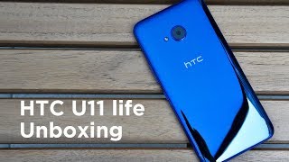 Unboxing the HTC U11 life with Aaron Baker