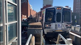 2 M9s arriving at Flushing Main Street