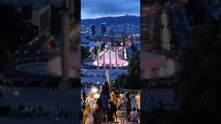 Vista de la Font Màgica desde el Palau Nacional de Monjtuïc 4