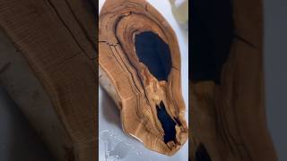 Wood meets Epoxy: Transforming an Oak Cookie into a Resin Masterpiece! #epoxy #woodworking #art