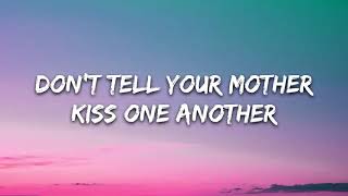 Demi Lovato - Cool for the Summer (Lyrics)