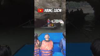 🇻🇳 Absolute Chaos Leaving Hang Luồn Lagoon – Boats & Kayaks Everywhere! 🛶😲