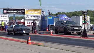 Dodge Durango SRT Hellcat HPE900 vs '88 Pontiac Trans Am GTA Supercharged 1/4 mile drag race