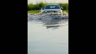 Toyota fortuner in water driving 🔥🔥🔥 #shorts