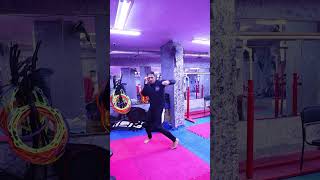 اختار المكان الصح في تدريب في الملاكمة والكيك بوكسينج #ملاكمه #mma #kickboxing #قوه #sports