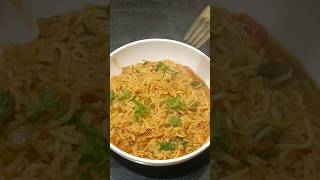 2 minute simple tastydar maggi #shorts #youtubeshorts