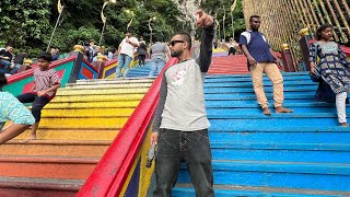 Batu Caves steps how many?