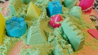 ASMR VERY SATISFYING GREEN KINETIC SAND..LET'S PLAY TOGETHER