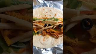 Arabic Style Chicken Shawarma #shorts#Shawarma #viralshorts/ for recipe comments me ❤️😍