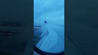 Landing at the Bangkok Suvarnabhumi Airport early morning | beautiful rainy weather | awesome wind