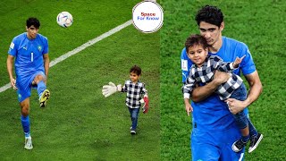 Beautiful video. Yassine Bounou celebrated with his son the historic victory of Morocco.