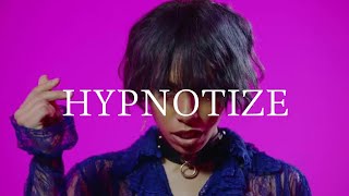 Hipnotize - Queen Bee Lyrics