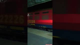 kaabhi Tumhe song Train status #trending #ytshorts #youtubeshorts#shorts