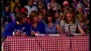 The Nolans vs  The Dooleys on Fun Factory 1982