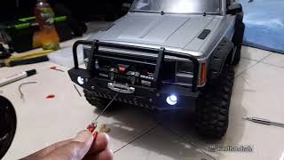 instal led realistic di RC 1/10 cheroke