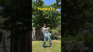 제아언니가 찍어준 쇼츠✌️ 수줍게 춤춰봤어요 #eunice #honeyce #유니스 #whatisthis #shorts #dance #dancecover