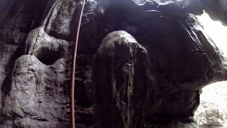 Dropping into the Keyhole at Stephen's Gap