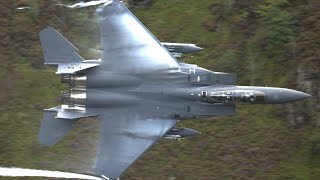 MACH LOOP: 🇺🇸 USAF F-15 STRIKE EAGLES AT LOW LEVEL