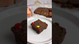 BROWNIE con M&M’s #shorts #brownie #postre #rico #facil #chocolate #dulce #receta #cocina #m&ms