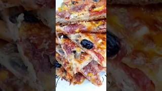 Pizza delicioasă. #food #pizza #delicious #shorts #youtubeshorts #yummy