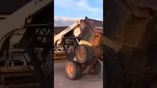 Que abilidad En el  Bobcat 😱‼️ #bobcat #construction #parati #contructionwork #comparte #shortsviral