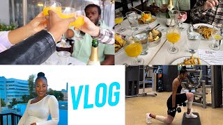 SATURDAY IN MY LIFE  | OUR FRIENDS CAME TO VISIT | BRUNCH AT MEDIUM RARE DC | GYM | DAY IN THE LIFE